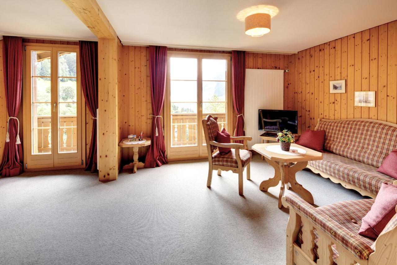 Hotel Alpenrose Wengen - Bringing Together Tradition And Modern Comfort Pokoj fotografie